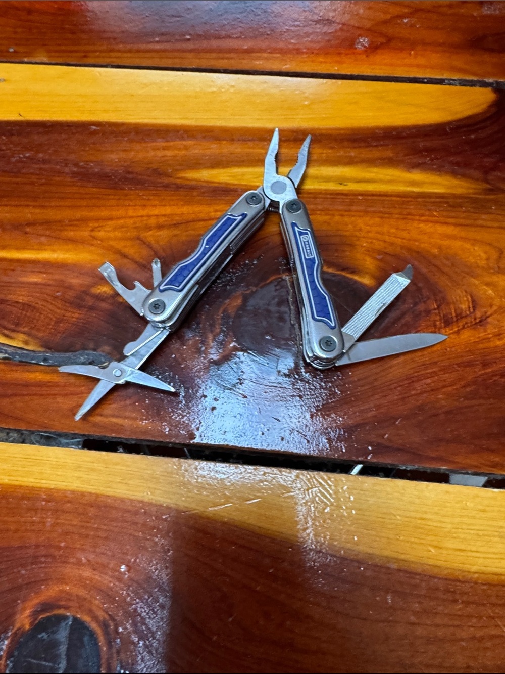 Kobalt 7 in 1 Multi-Tool Pliers with Scissors and Knife - Blue Accents